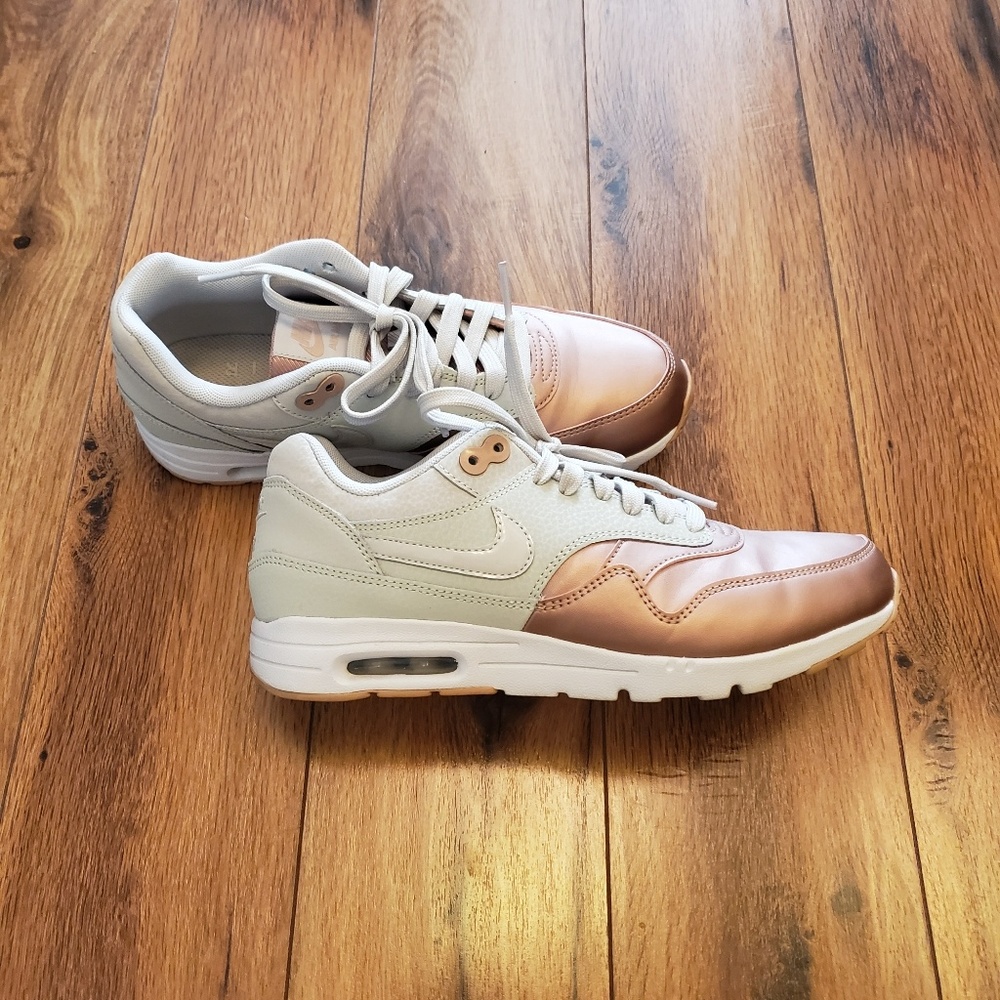 Nike air max